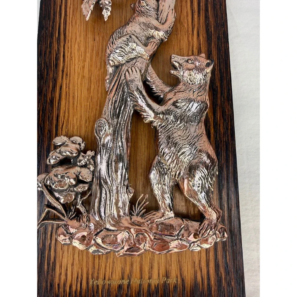 Yellowstone National Park Bear Family Copper Relief Wood Wall Plaque Souvenir